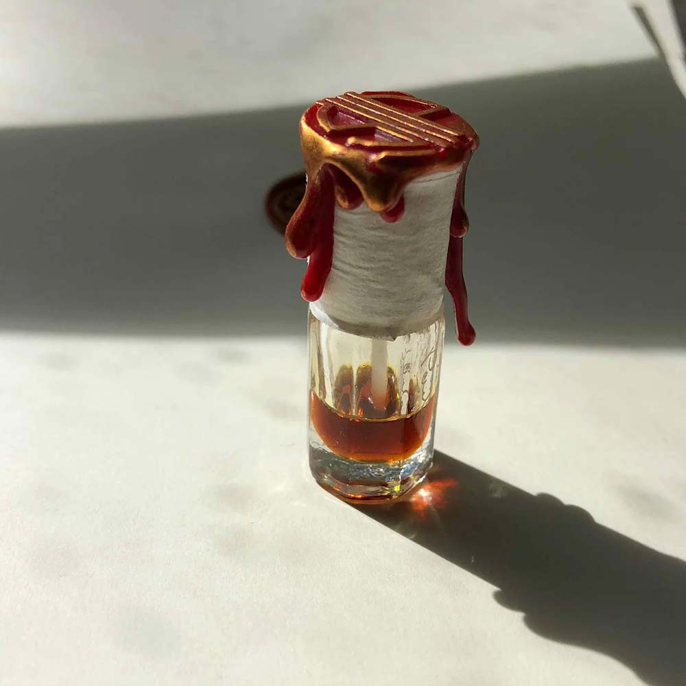 عطر سلطان پاشا عطارز وتیور بلان Sultan Pasha Attars Vetiver Blanc