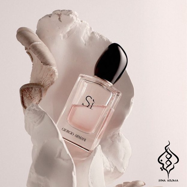 اسانس عطر جورجیو آرمانی سی Giorgio Armani Si